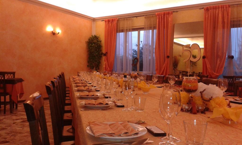 Albergo Del Turista Vernasca エクステリア 写真