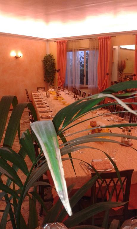 Albergo Del Turista Vernasca エクステリア 写真